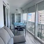 Bermudas アパート カルプ